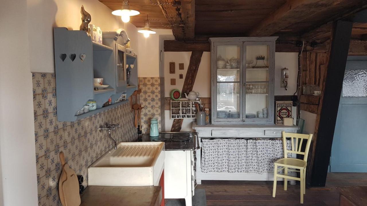 Historisches Fachwerkhaus "Hoher Hirschen" - Stilvolles Studio Und Museales Apartment Mit Romantischem Hof Und Garten Bodman-Ludwigshafen Exteriér fotografie
